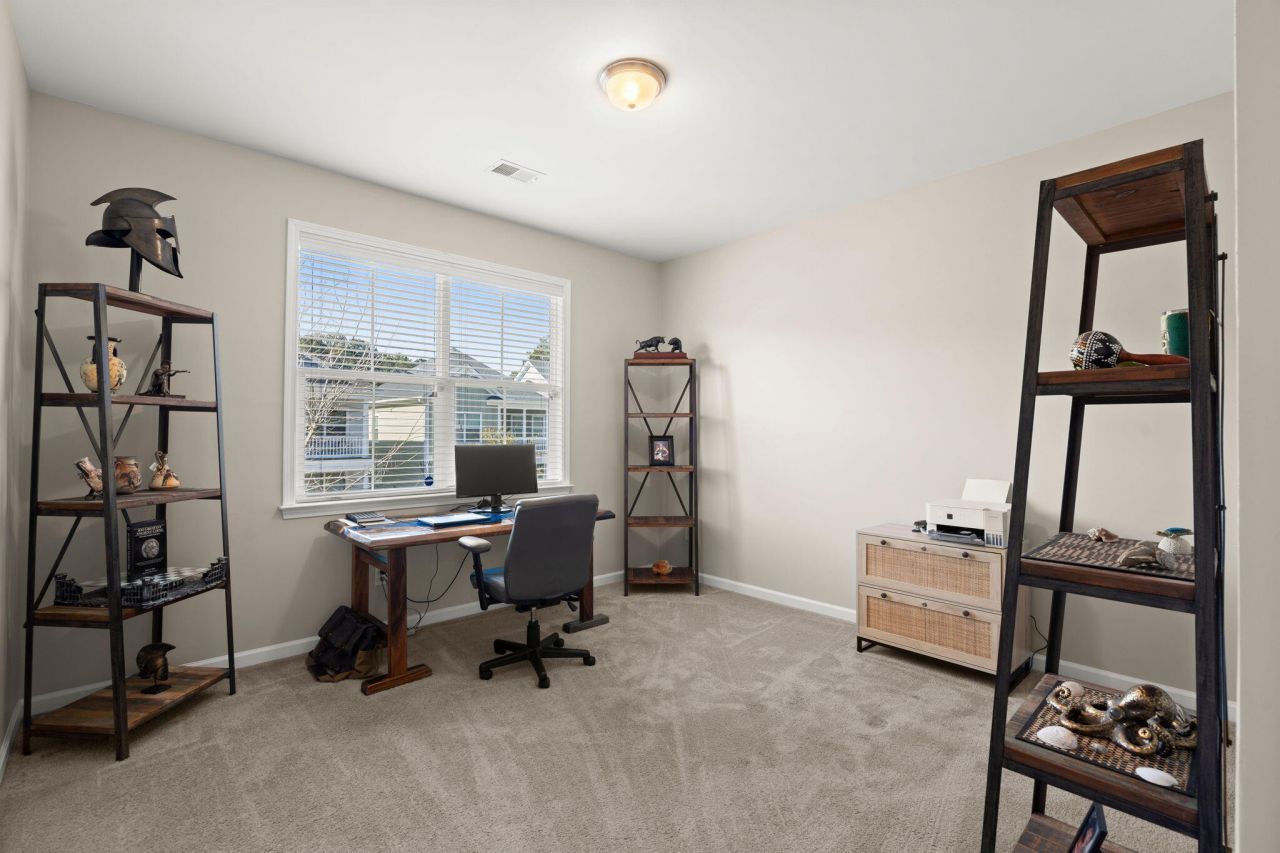 1044 Oak Bluff Avenue Photo 32