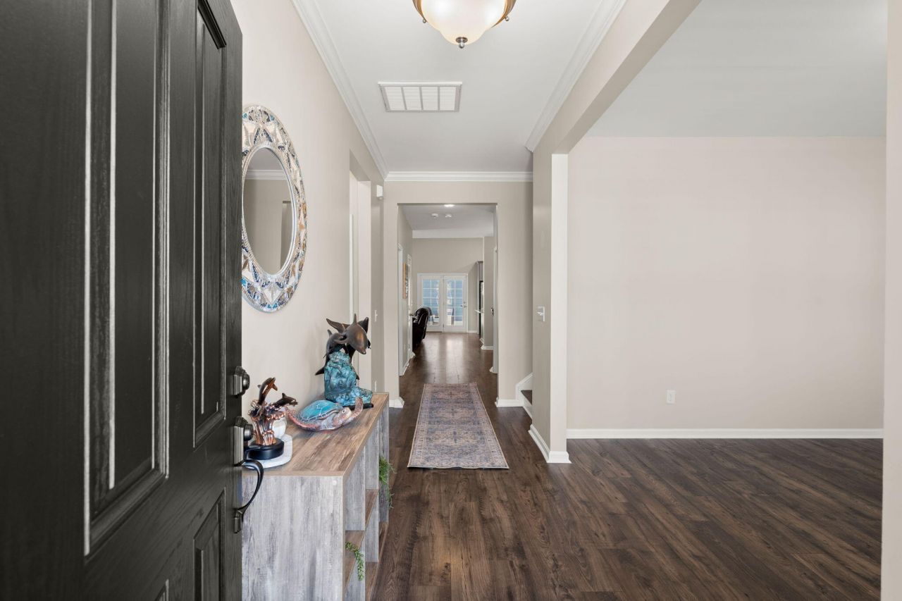 1044 Oak Bluff Avenue Photo 5