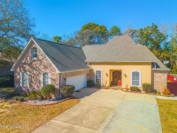 2426 Bonne Terre Boulevard, Biloxi, MS 39531