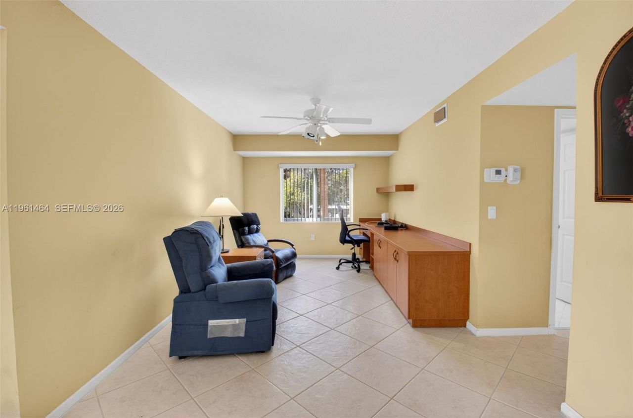 12540 Majesty Cir, Unit 208, Boynton Beach, FL 33437 Photo