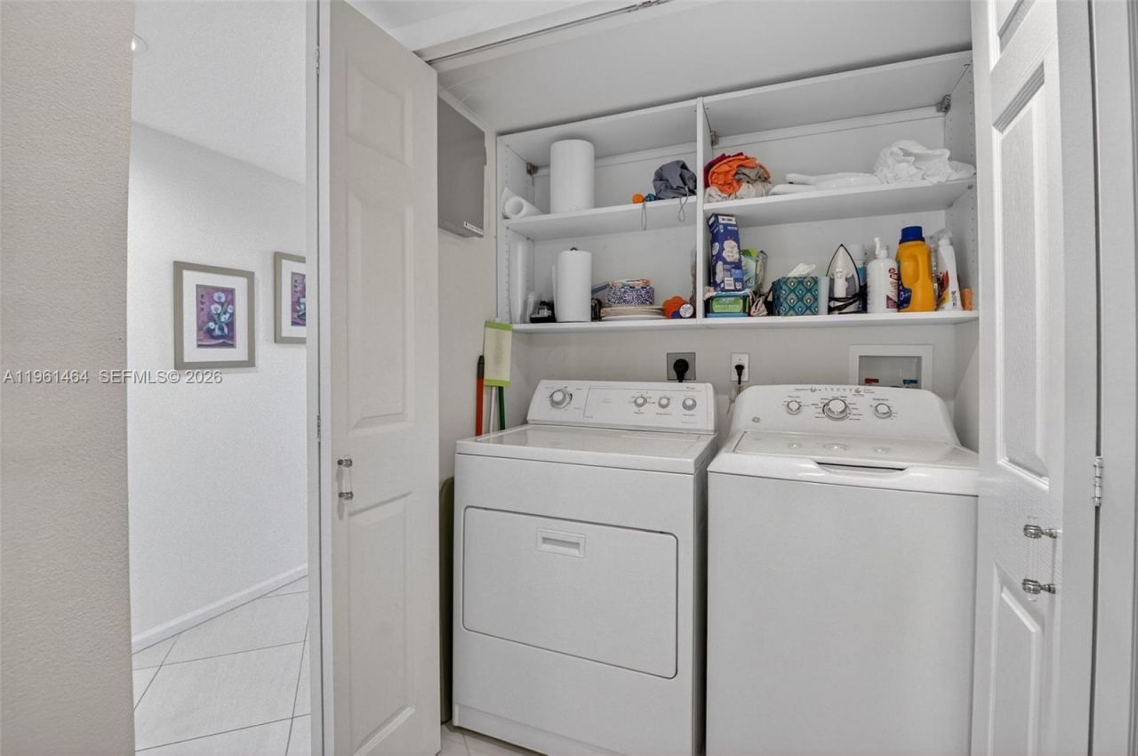 12540 Majesty Cir, Unit 208, Boynton Beach, FL 33437 Photo