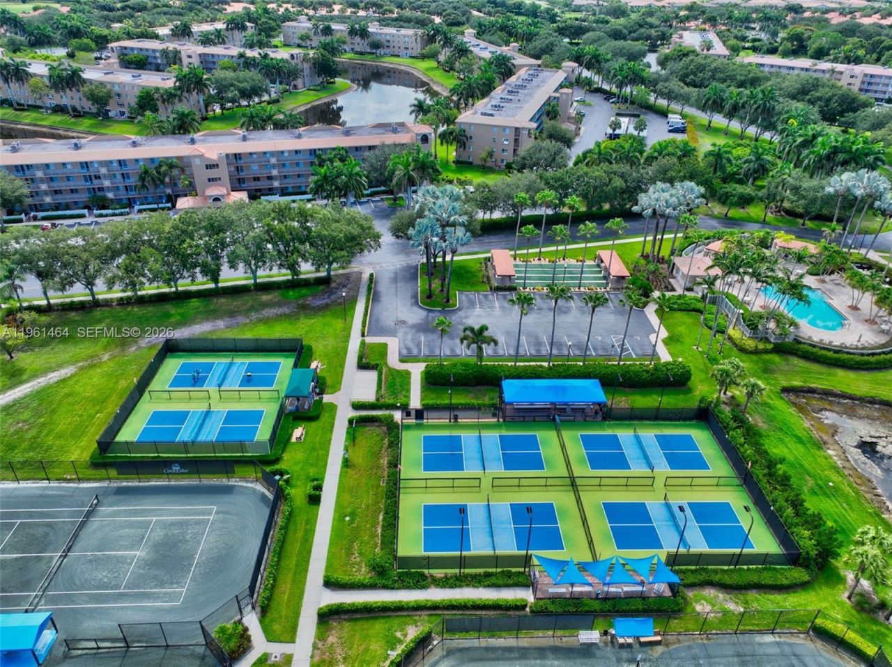 12540 Majesty Cir, Unit 208, Boynton Beach, FL 33437 Photo