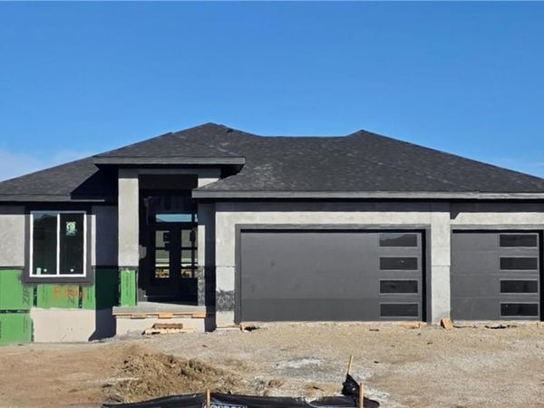 4551 145th Terrace, Basehor, KS 66007