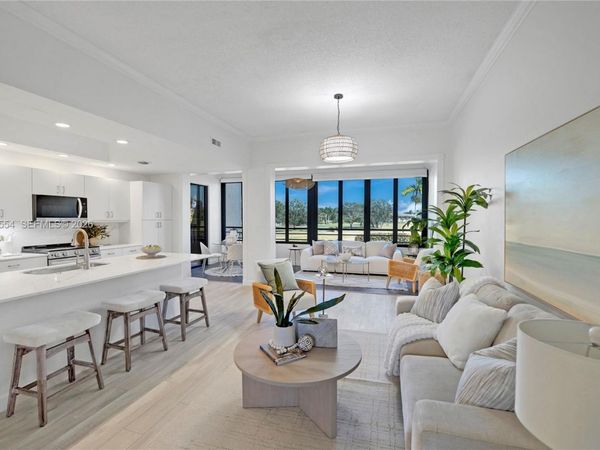 7460 La Paz Blvd , Unit 202, Boca Raton, FL 33433