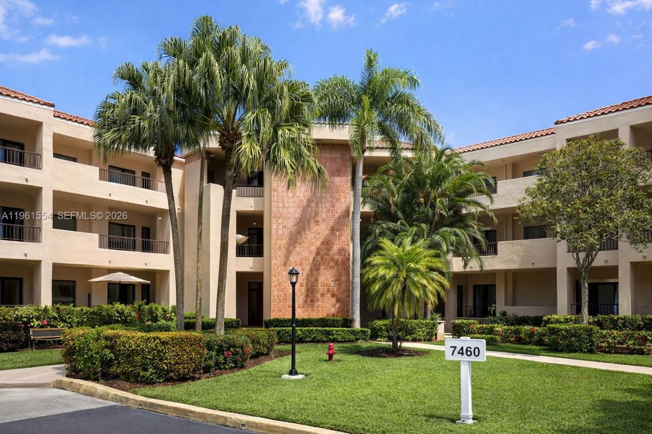 7460 La Paz Blvd, Unit 202, Boca Raton, FL 33433 Photo