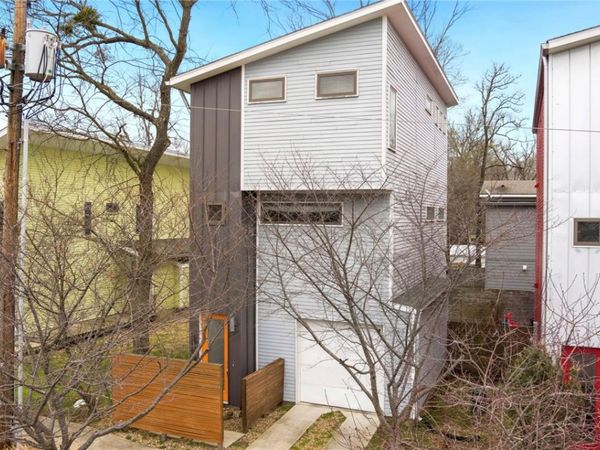 662 S Church Street, Fayetteville, AR 72701