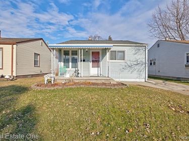 27732 Dartmouth Street, Madison Heights, MI 48071