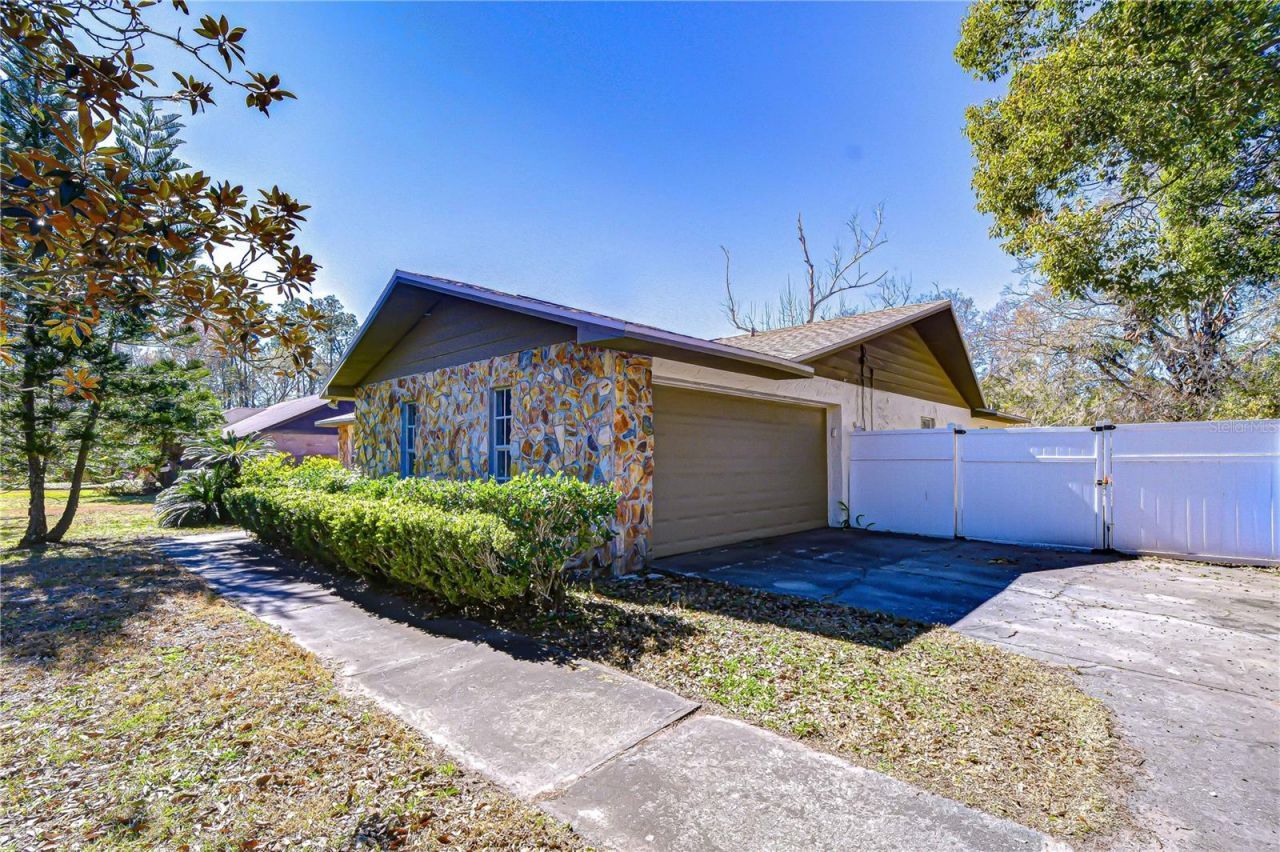 2524 Victarra Circle, Lutz, FL 33559 Photo