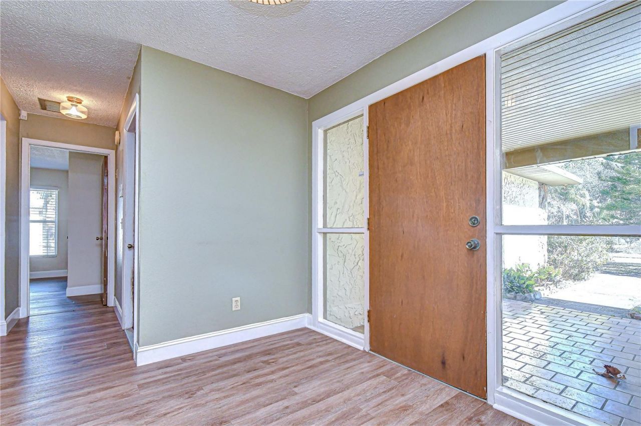 2524 Victarra Circle, Lutz, FL 33559 Photo