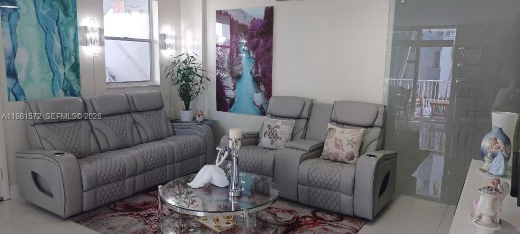 1801 S Treasure Dr, Unit 222, North Bay Village, FL 33141 Photo