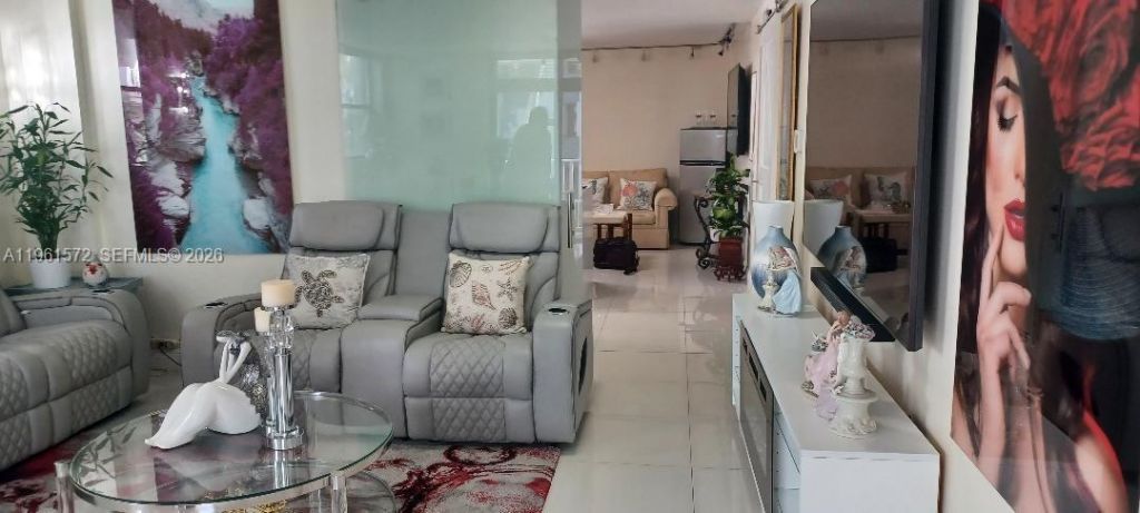 1801 S Treasure Dr, Unit 222, North Bay Village, FL 33141 Photo