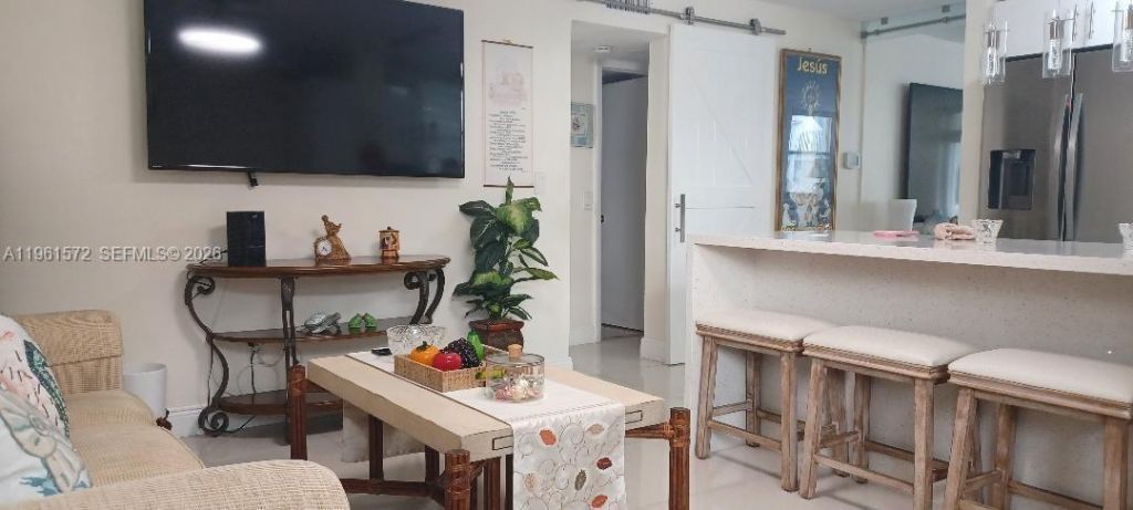 1801 S Treasure Dr, Unit 222, North Bay Village, FL 33141 Photo