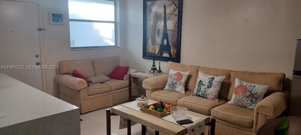 1801 S Treasure Dr, Unit 222, North Bay Village, FL 33141 Photo