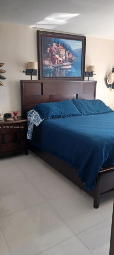 1801 S Treasure Dr, Unit 222, North Bay Village, FL 33141 Photo