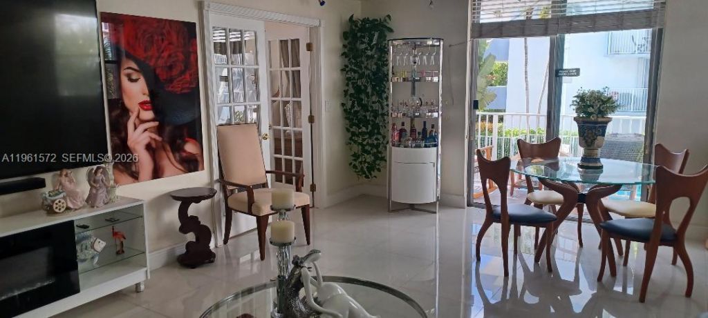 1801 S Treasure Dr, Unit 222, North Bay Village, FL 33141 Photo