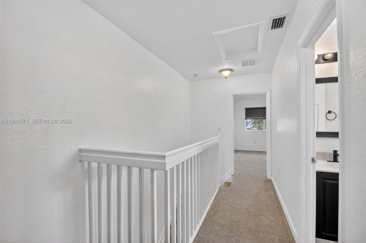 4206 Napoli Lake Dr, Riviera Beach, FL 33410 Photo