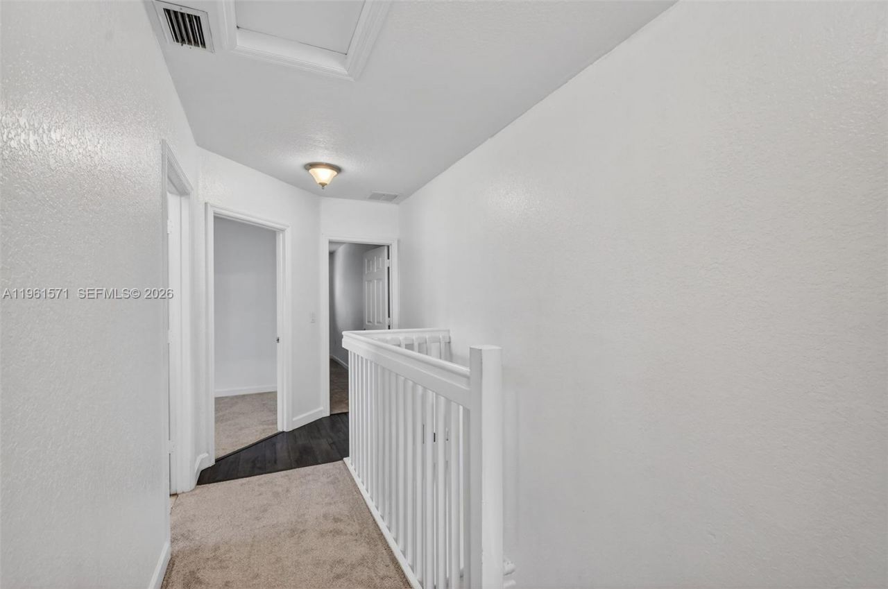 4206 Napoli Lake Dr, Riviera Beach, FL 33410 Photo