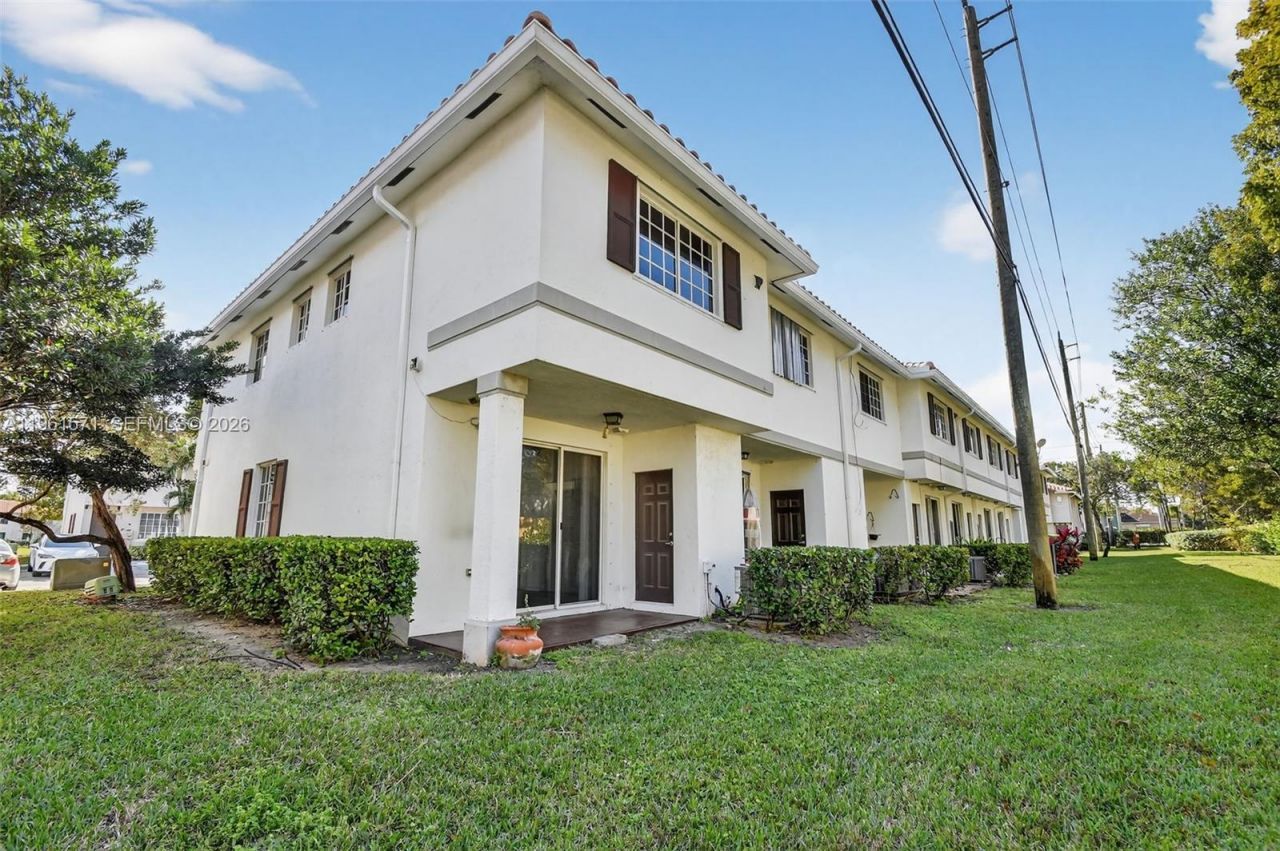 4206 Napoli Lake Dr, Riviera Beach, FL 33410 Photo