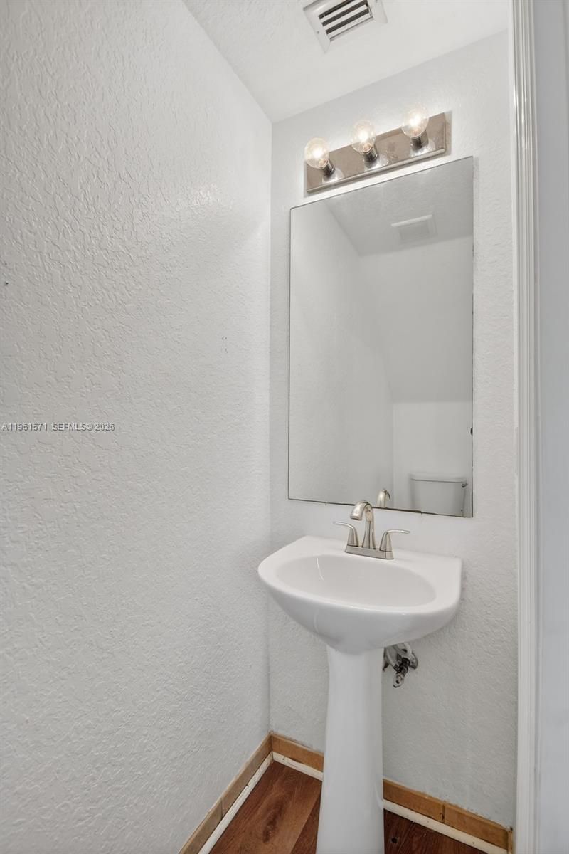 4206 Napoli Lake Dr, Riviera Beach, FL 33410 Photo