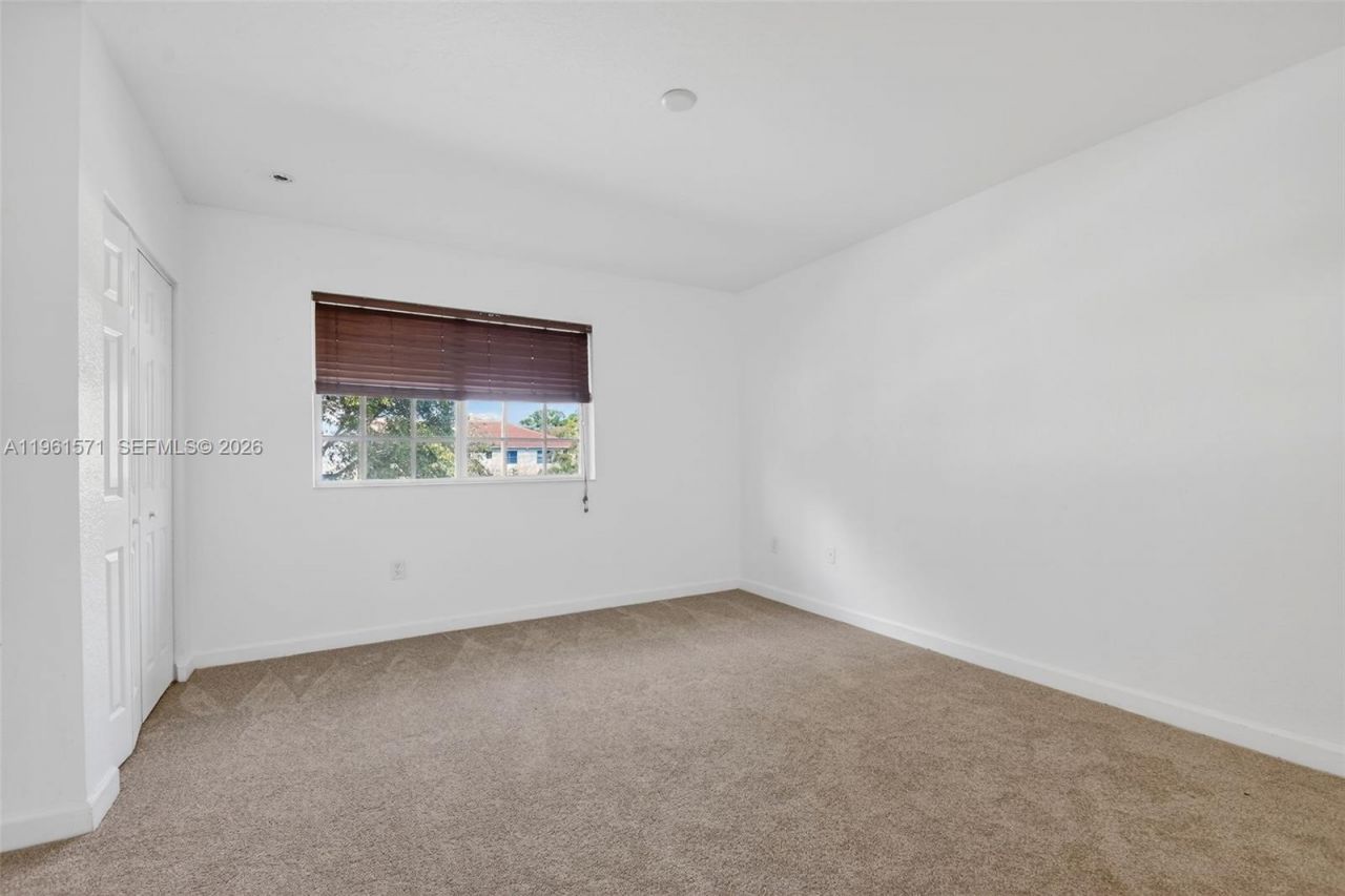 4206 Napoli Lake Dr, Riviera Beach, FL 33410 Photo