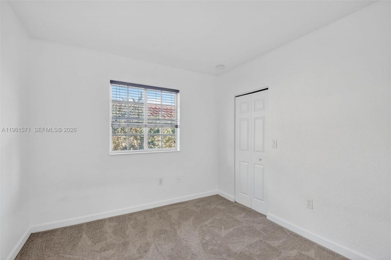 4206 Napoli Lake Dr, Riviera Beach, FL 33410 Photo