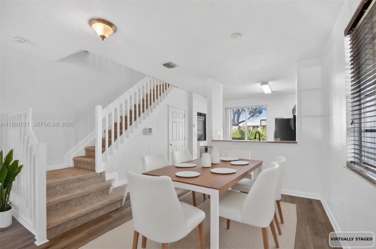 4206 Napoli Lake Dr, Riviera Beach, FL 33410 Photo