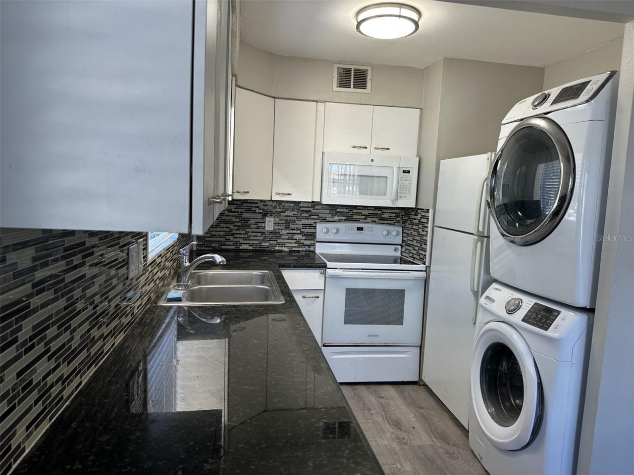 3777 Delta Street, Unit 83, Sarasota, FL 34232 Photo