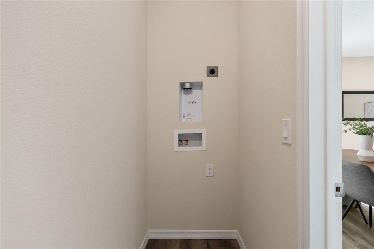 4346 Cambio Gardens Court, Tampa, FL 33610 Photo