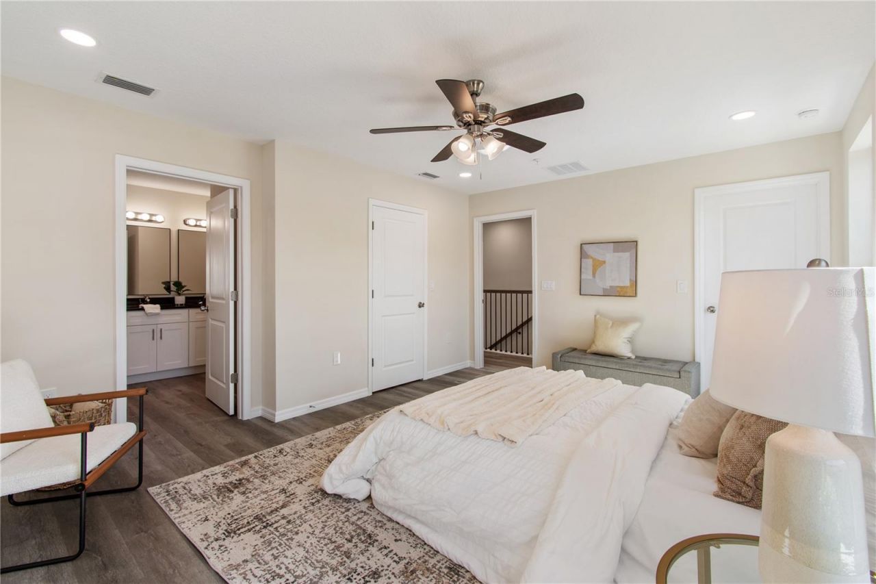 4346 Cambio Gardens Court, Tampa, FL 33610 Photo