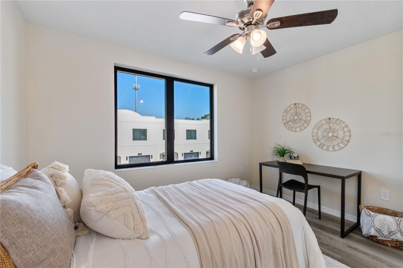 4346 Cambio Gardens Court, Tampa, FL 33610 Photo