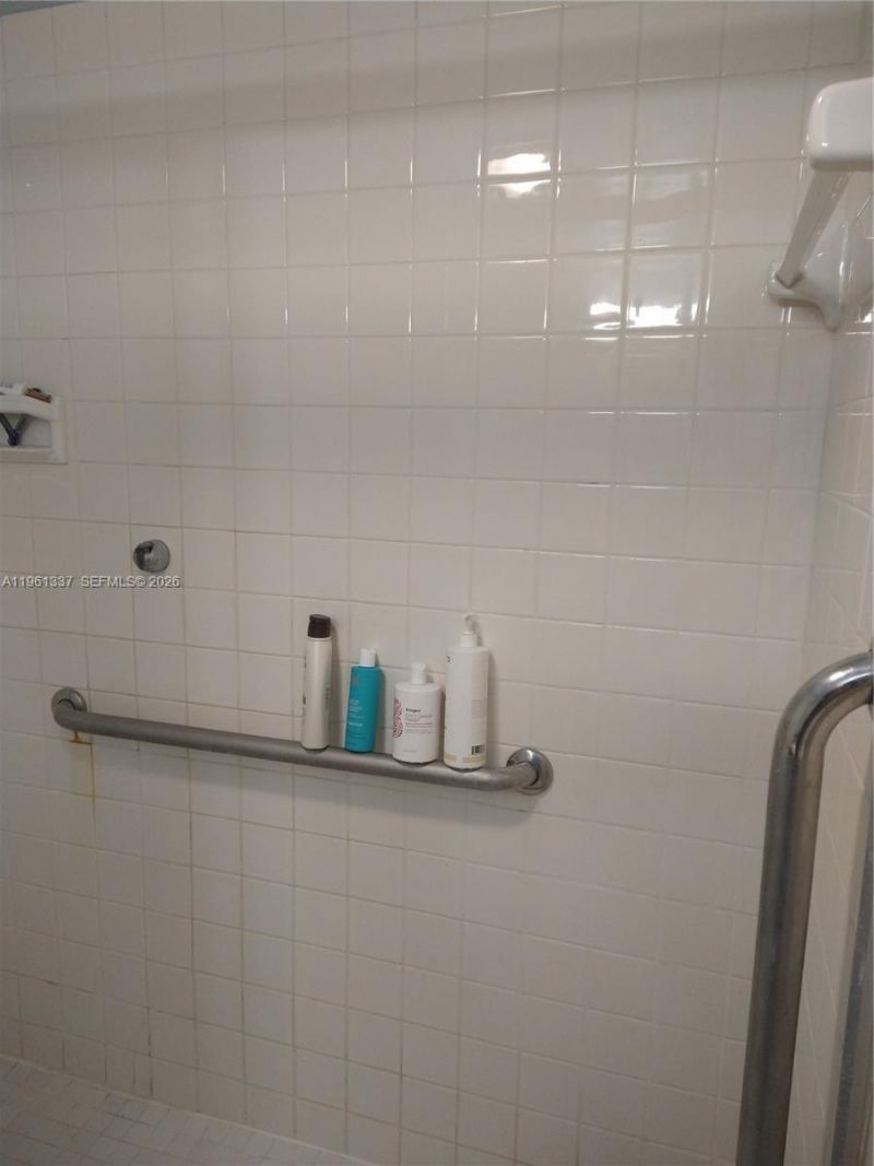 7554 Stirling Rd, Unit 105, Davie, FL 33024 Photo