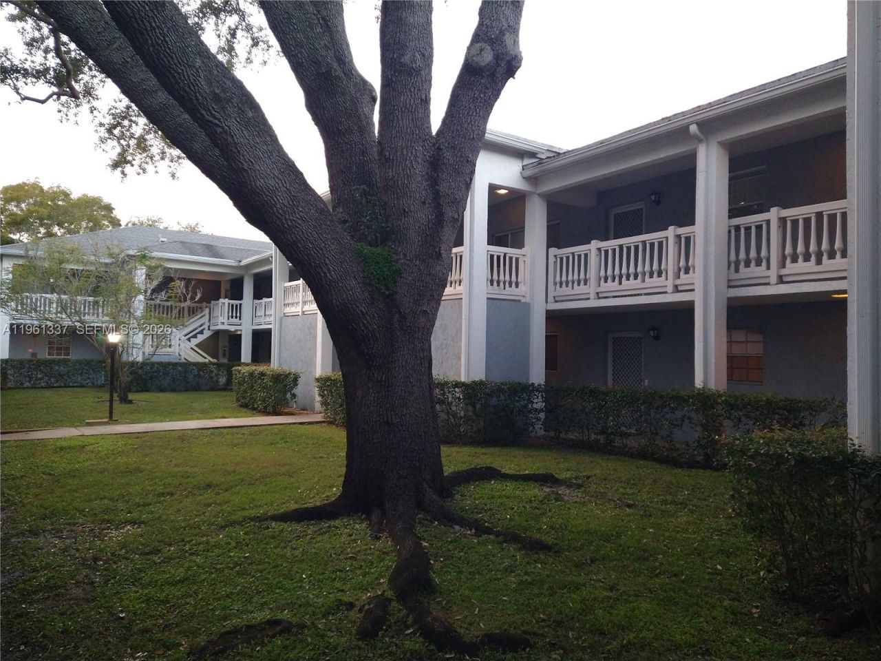 7554 Stirling Rd, Unit 105, Davie, FL 33024 Photo