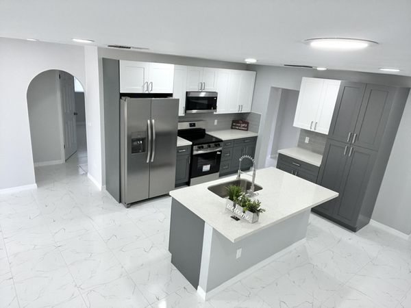 442 SW Lucero Drive, Port St. Lucie, FL 34983