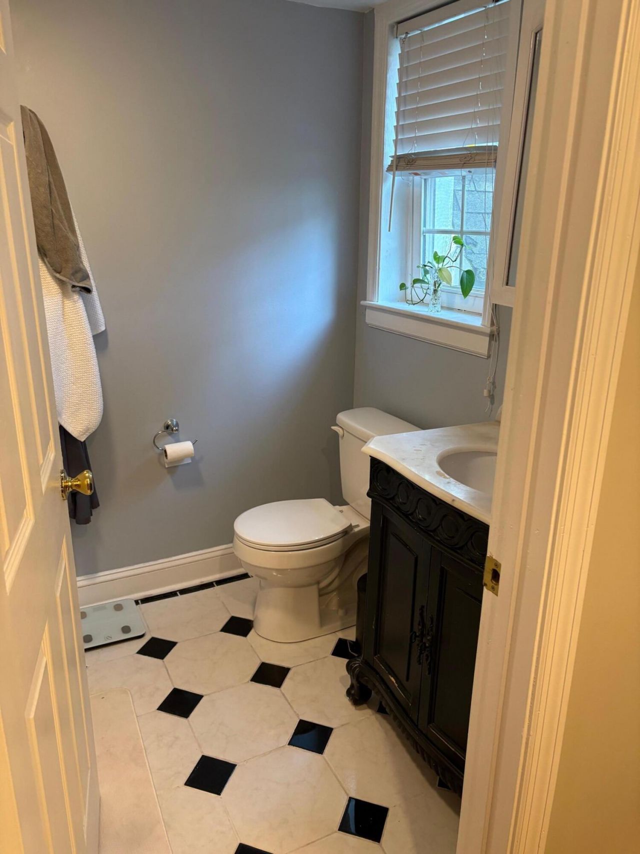 81 Ashley Avenue Photo 18