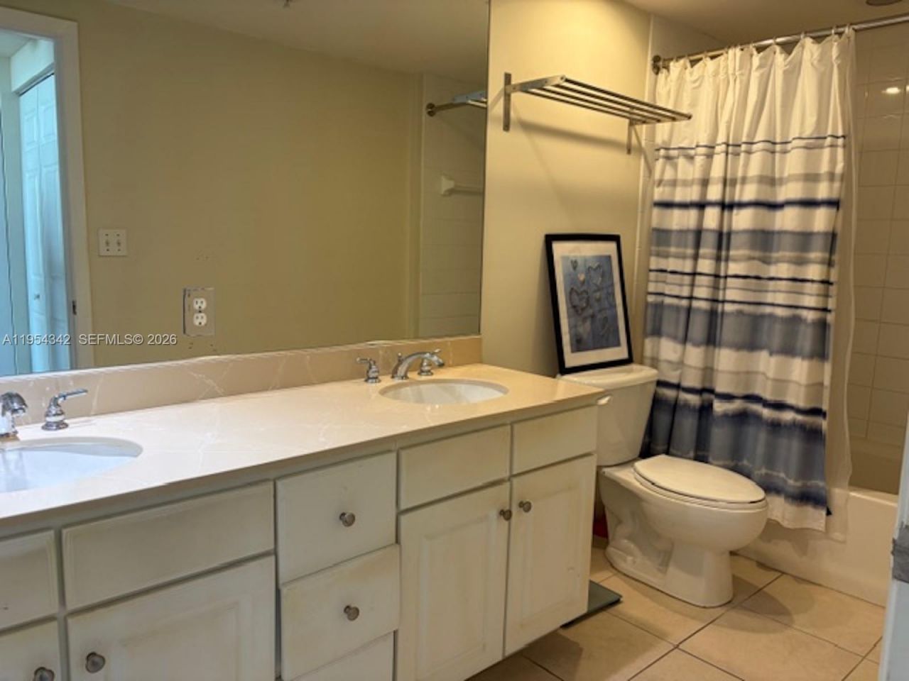 2000 N Bayshore Dr, Unit 1402, Miami, FL 33137 Photo