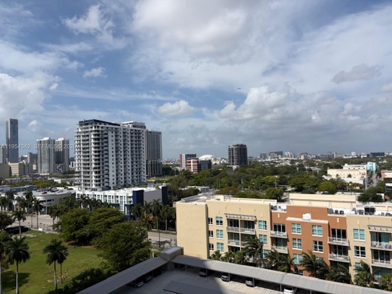 2000 N Bayshore Dr, Unit 1402, Miami, FL 33137 Photo