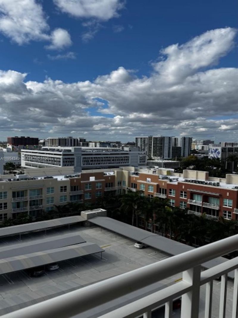 2000 N Bayshore Dr, Unit 1402, Miami, FL 33137 Photo