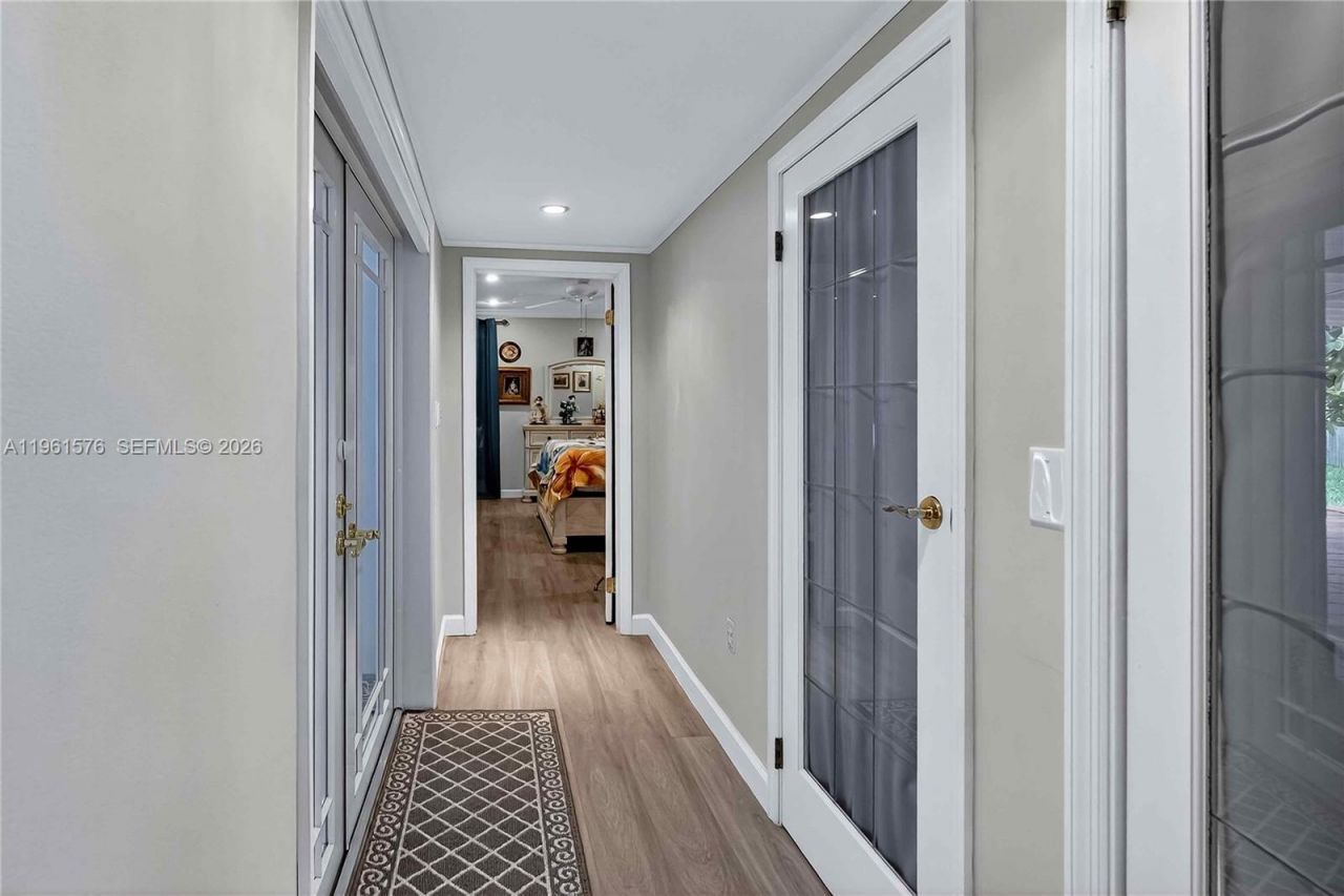 3719 Sheridan Ave, Miami Beach, FL 33140 Photo