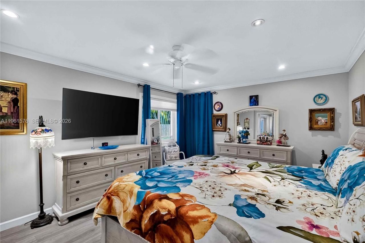 3719 Sheridan Ave, Miami Beach, FL 33140 Photo