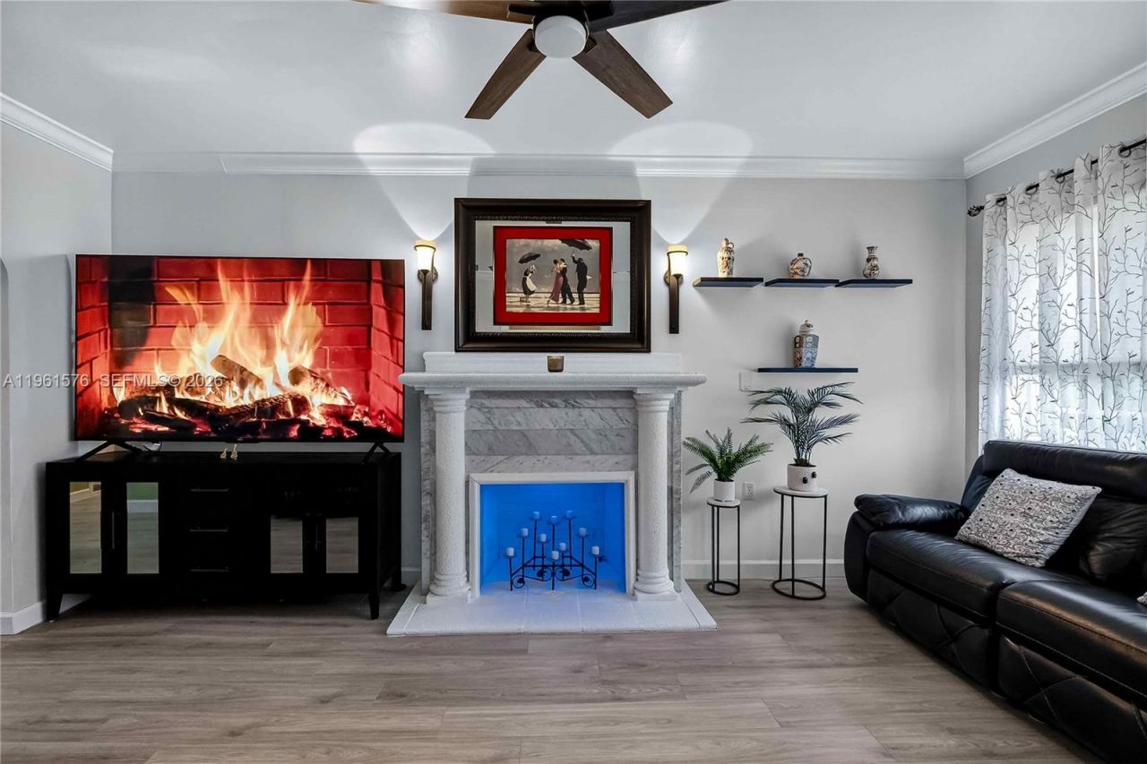 3719 Sheridan Ave, Miami Beach, FL 33140 Photo