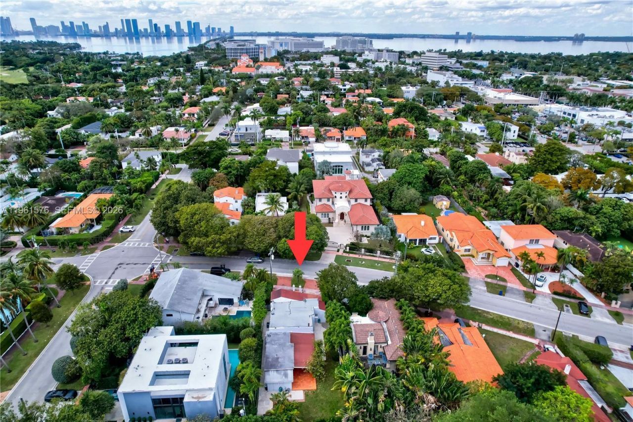 3719 Sheridan Ave, Miami Beach, FL 33140 Photo