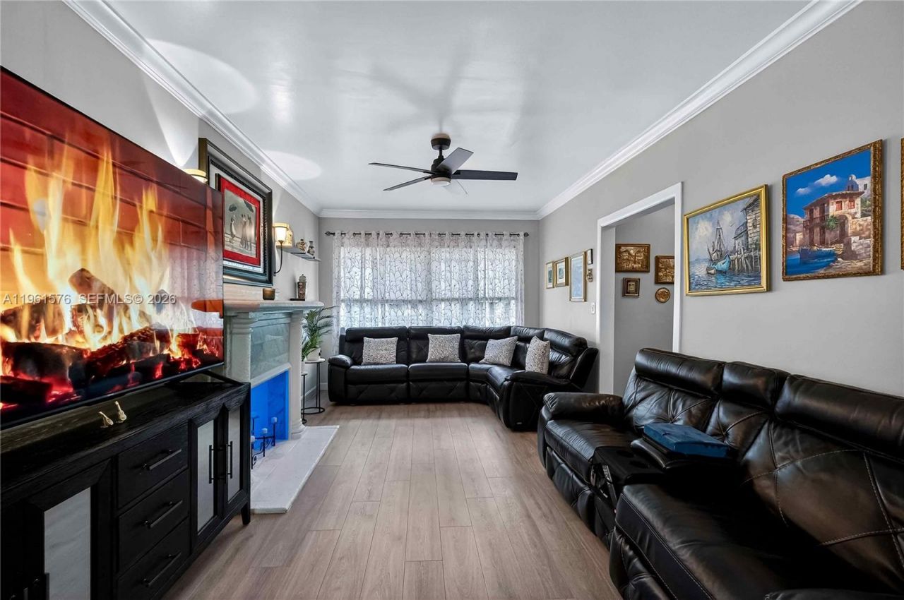 3719 Sheridan Ave, Miami Beach, FL 33140 Photo