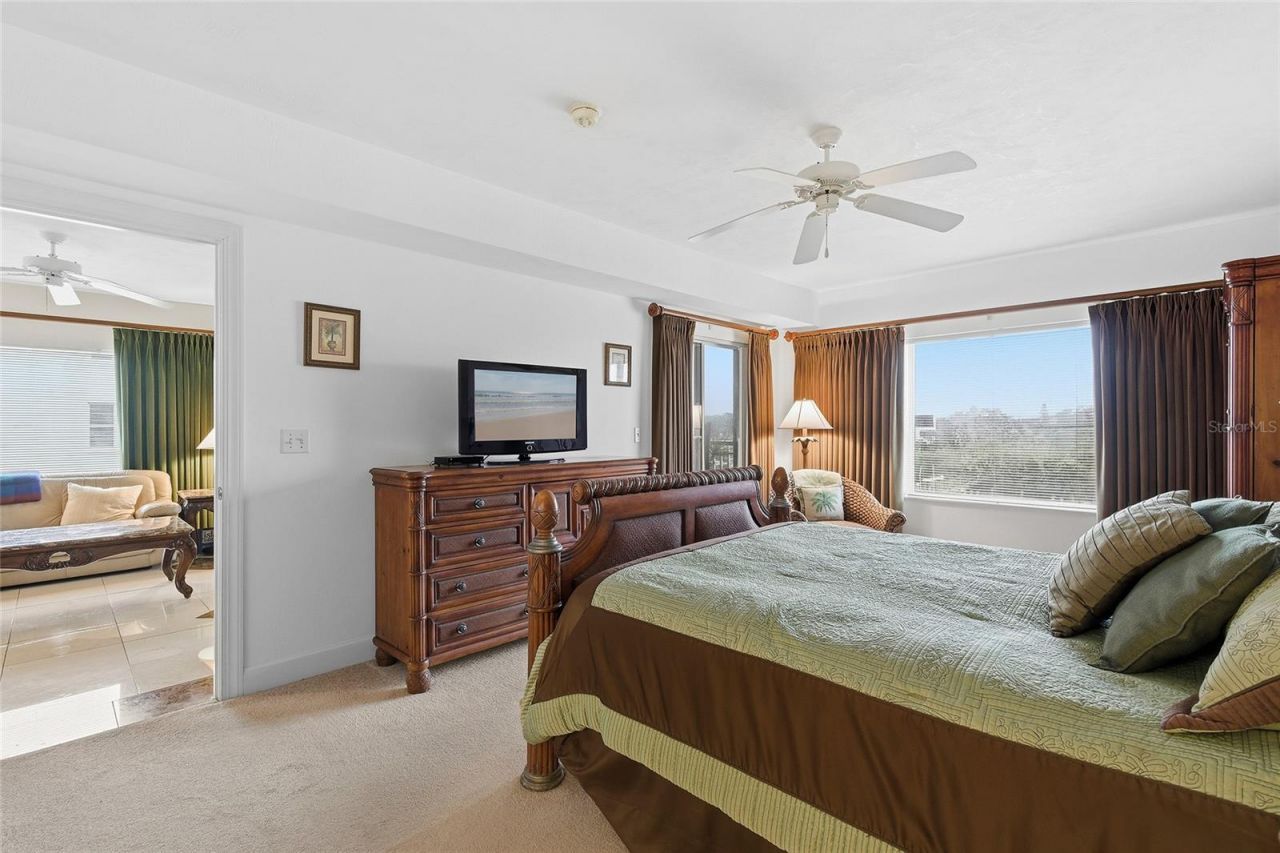 426 Bouchelle Drive, Unit 301, New Smyrna Beach, FL 32169 Photo