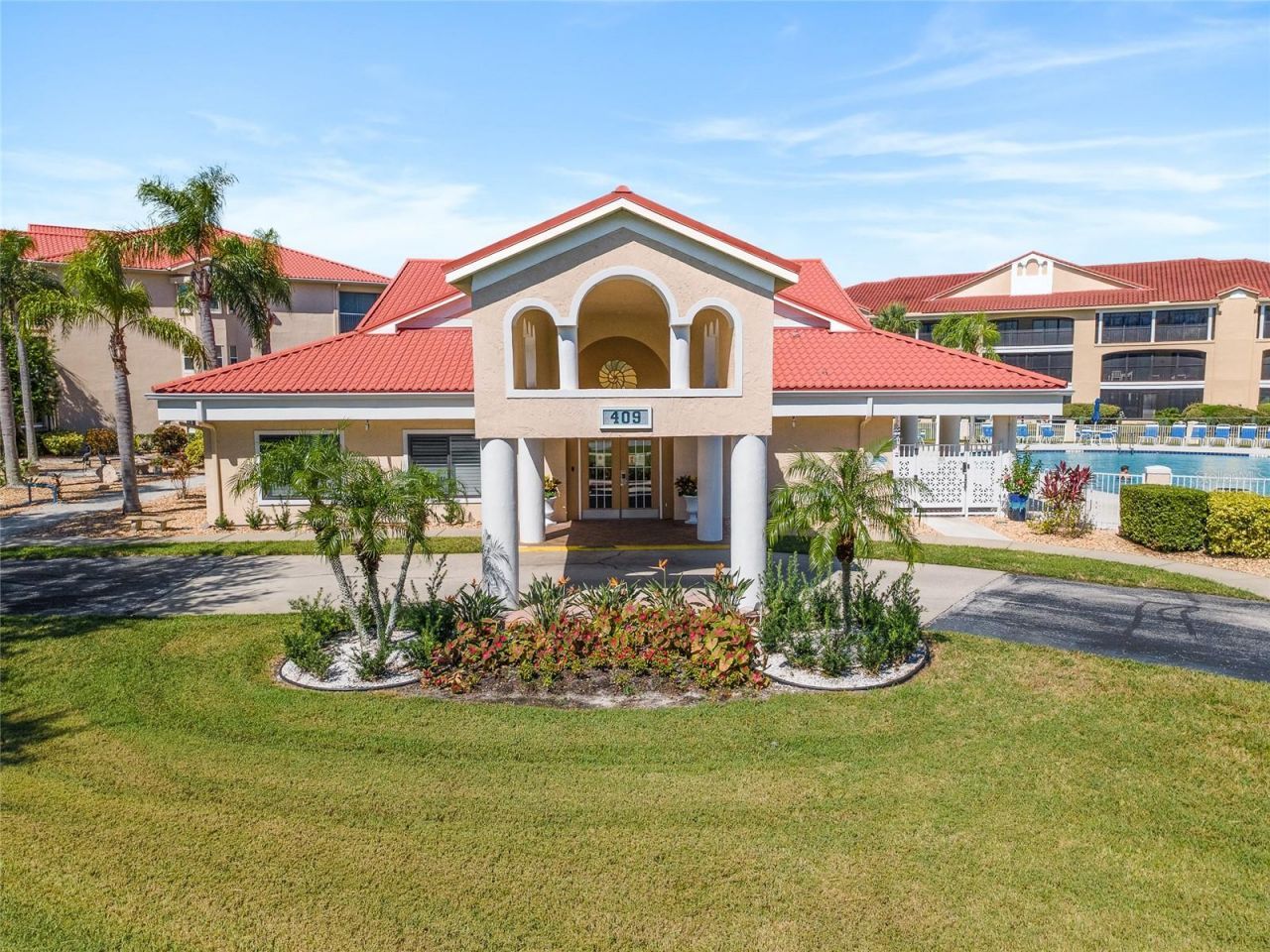 426 Bouchelle Drive, Unit 301, New Smyrna Beach, FL 32169 Photo