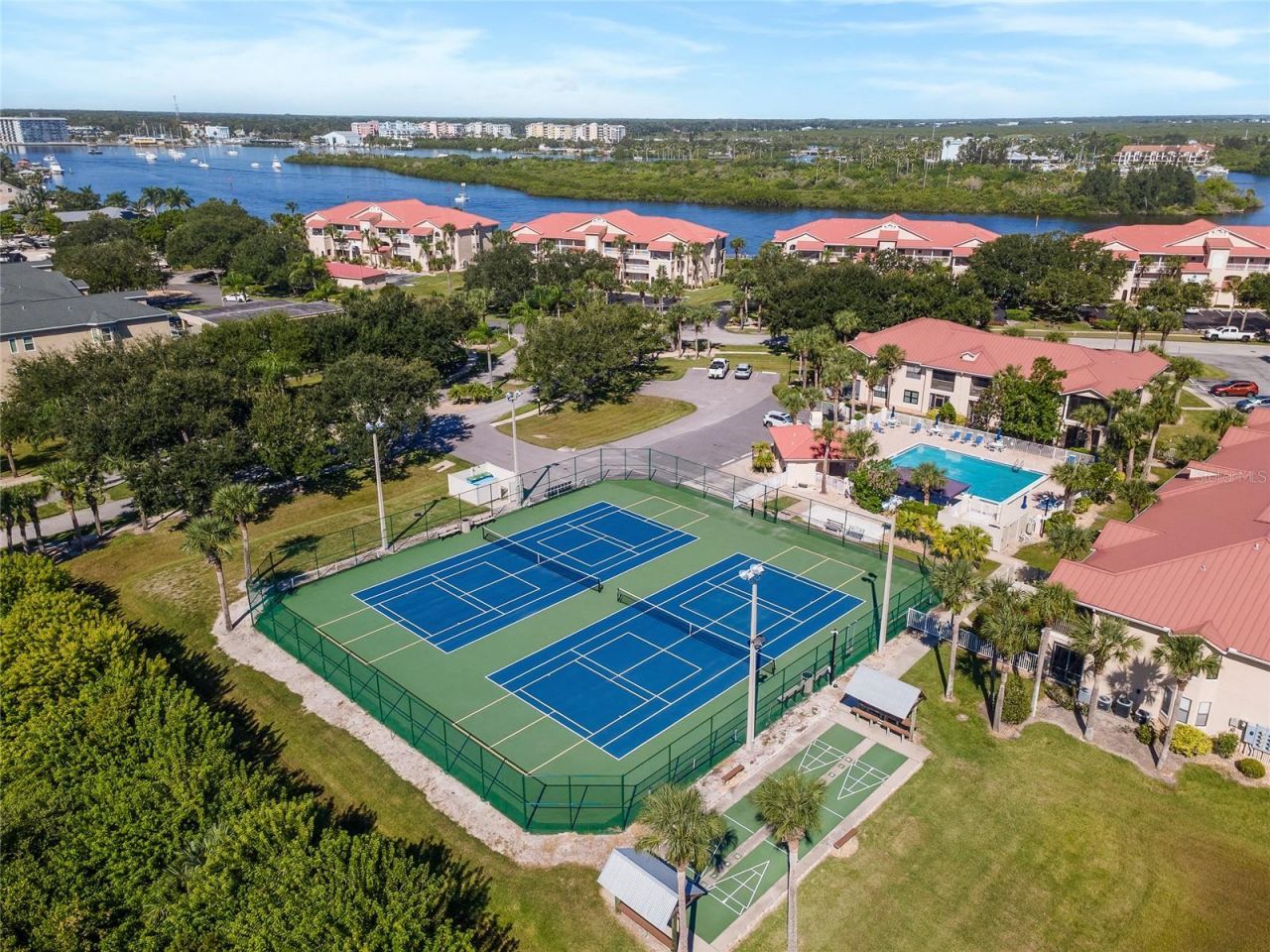 426 Bouchelle Drive, Unit 301, New Smyrna Beach, FL 32169 Photo