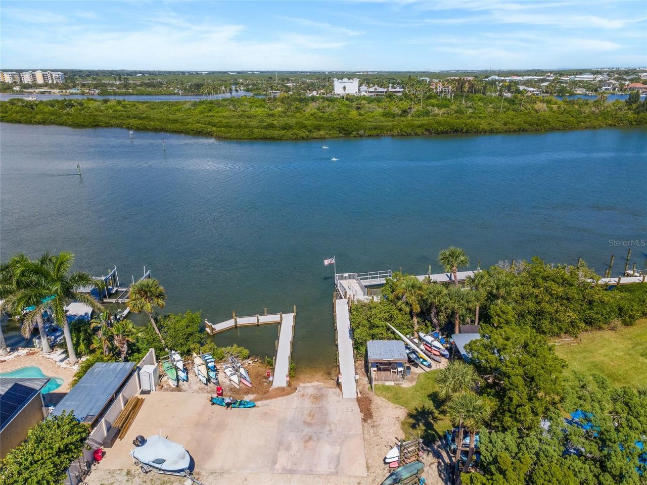 426 Bouchelle Drive, Unit 301, New Smyrna Beach, FL 32169 Photo