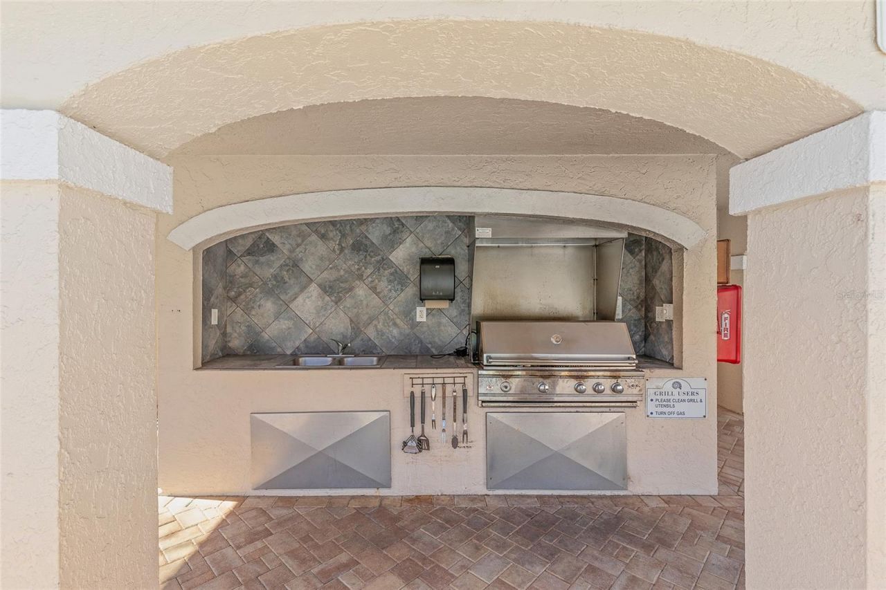 426 Bouchelle Drive, Unit 301, New Smyrna Beach, FL 32169 Photo