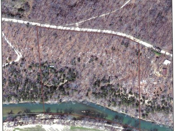 000 Thurman Lake Road , Cuba, MO 65453