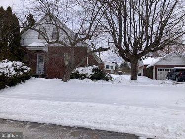 502 S SHENANDOAH ROAD, RINGTOWN, PA 17967