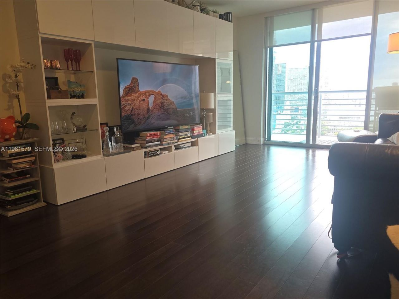 335 S Biscayne Blvd, Unit 3400, Miami, FL 33131 Photo